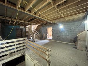 Photo 5- click for photo gallery